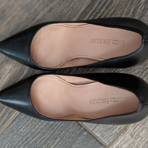 Enzo Angiolini Shoes - Enzo Angiolini Black Pump Heels Enzo Angiolini Shoes - Enzo Angiolini Black Pump Heels